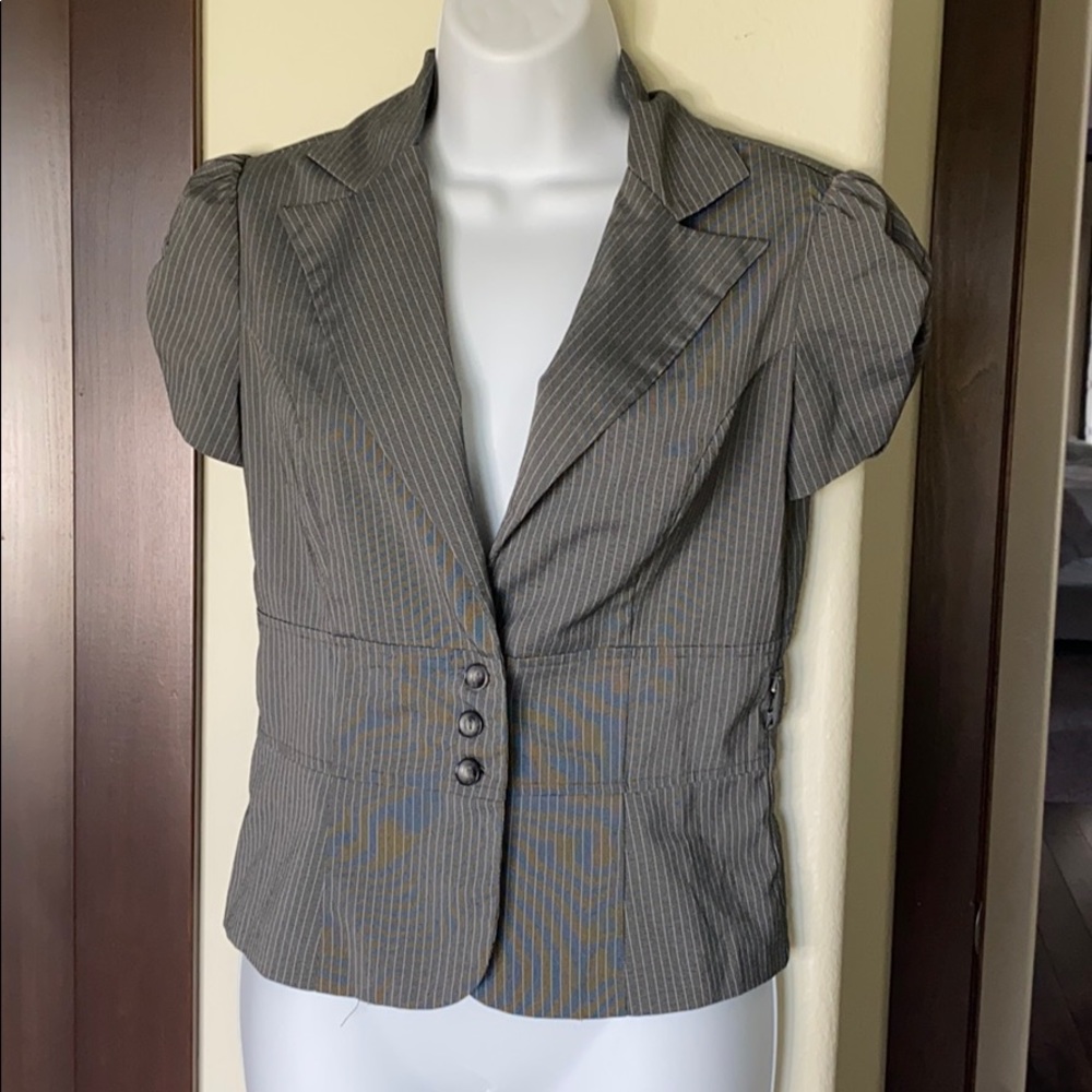 BCX short sleeve button blazer jacket